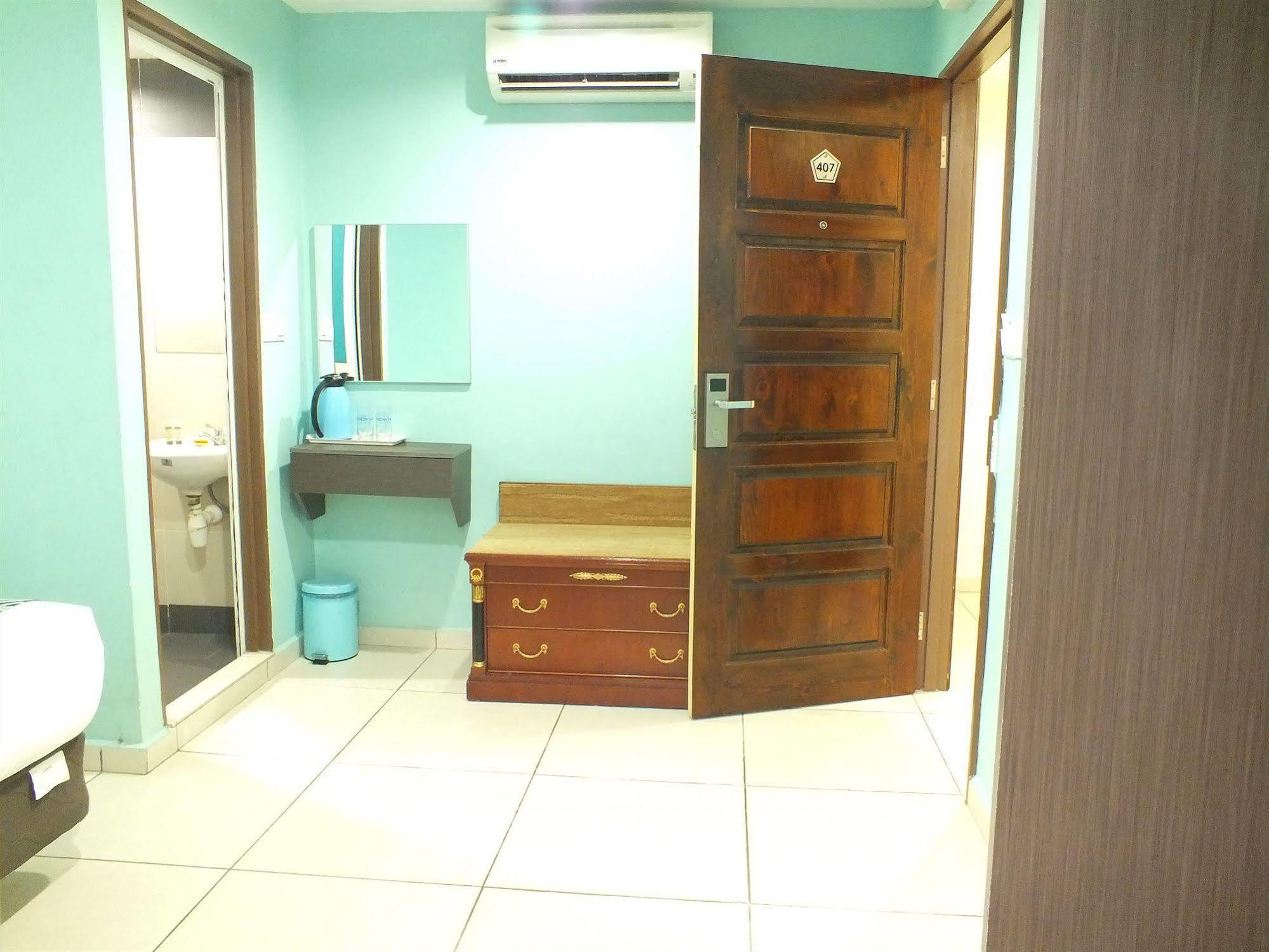 Oyo 90030 Hotel Al Jafs كوالالمبور المظهر الخارجي الصورة